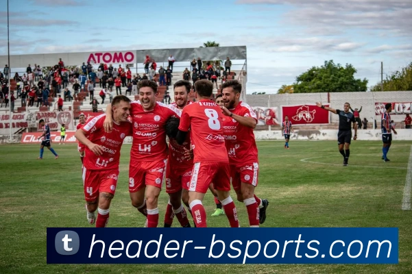 足球比赛中的反攻战术与进攻节奏